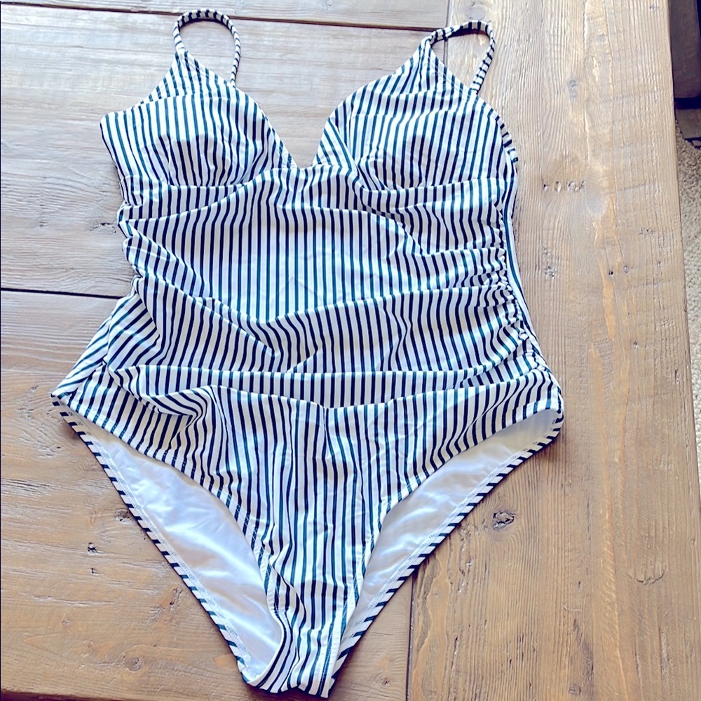 CUPSHE XL Blue stripe swimsuit.